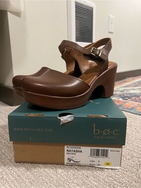 b.o.c. Natasha Brown Leather Platform Clogs